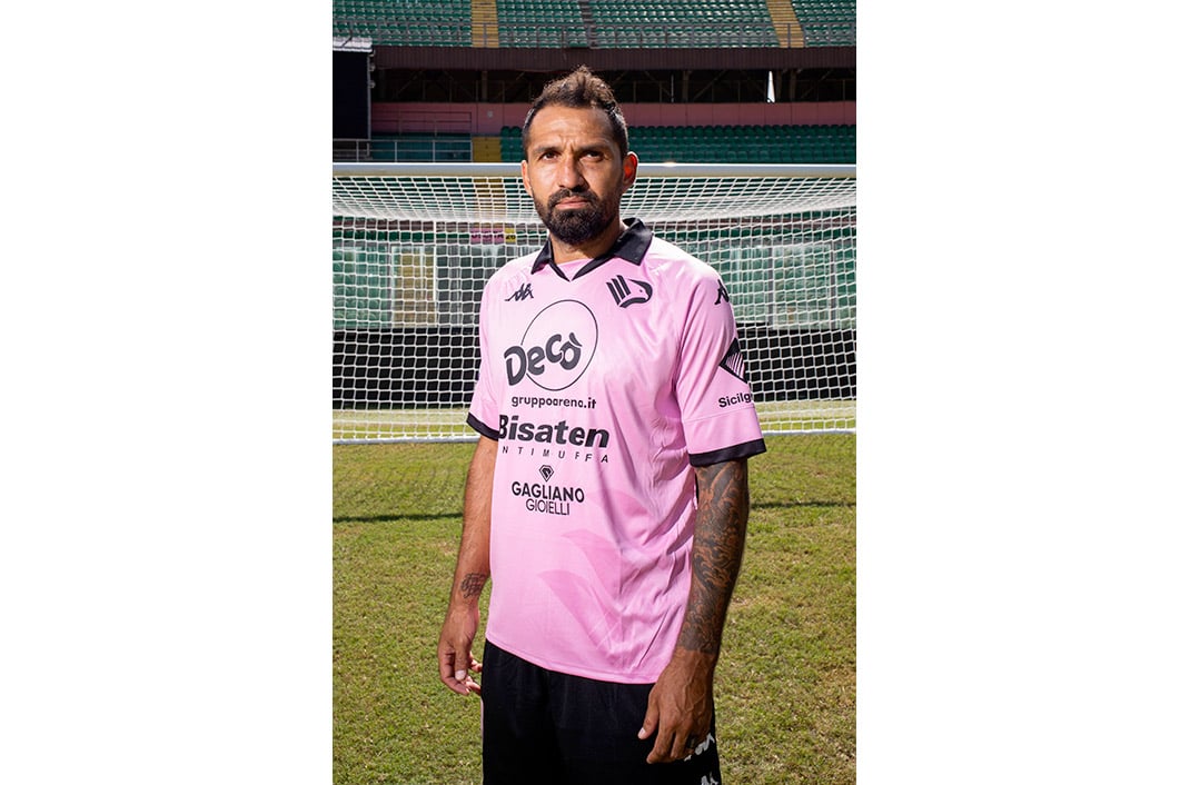 Palermo Third 3rd Jersey Soccer 2021/22 PINK / BLACK 