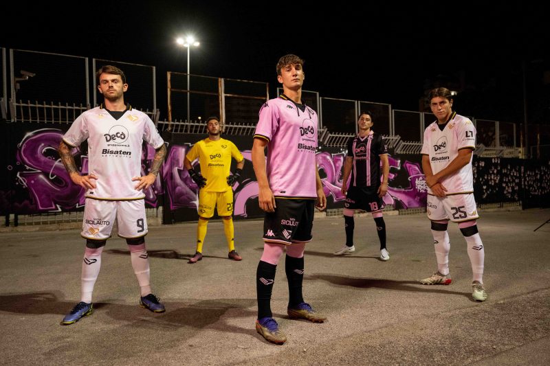 Now that Palermo is officially taken by City Football Group I've been asked  by u/PolskaLFC93 to redesign these kits I made last year but with the old  badge! Anyone doing a Palermo